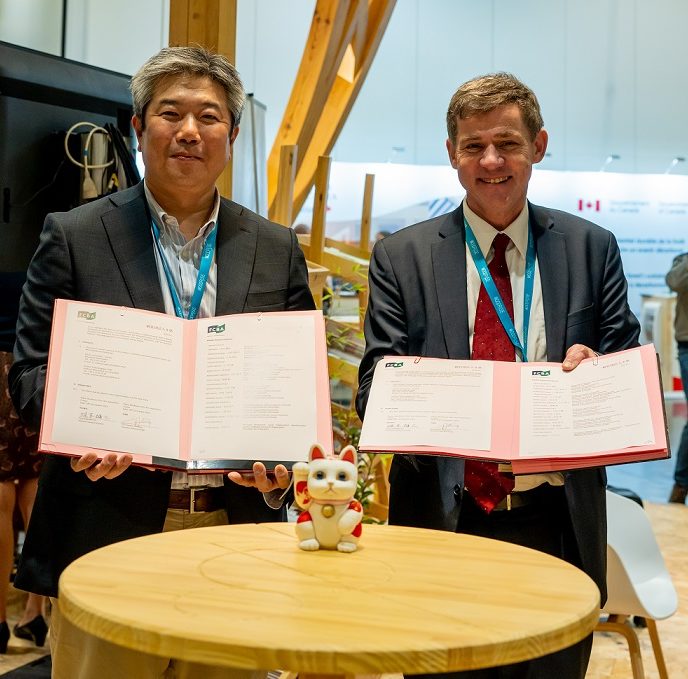 FCBA and Kijuku sign 