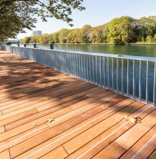 Aménagements bois du Village Olympique : délivrance de la certification FSC® par FCBA